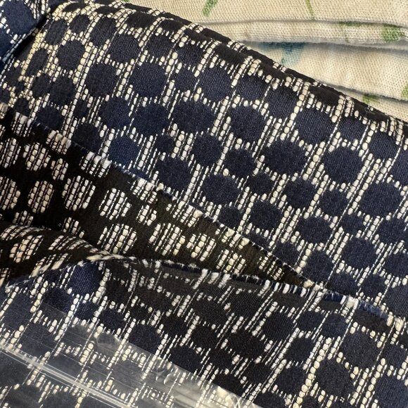 Mood Fabrics Black Navy Metallic Polyester Jaquard NYT 2.5 yards - Picture 1 of 4